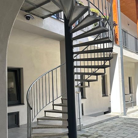 No 21 Apartment I Košice Buitenkant foto